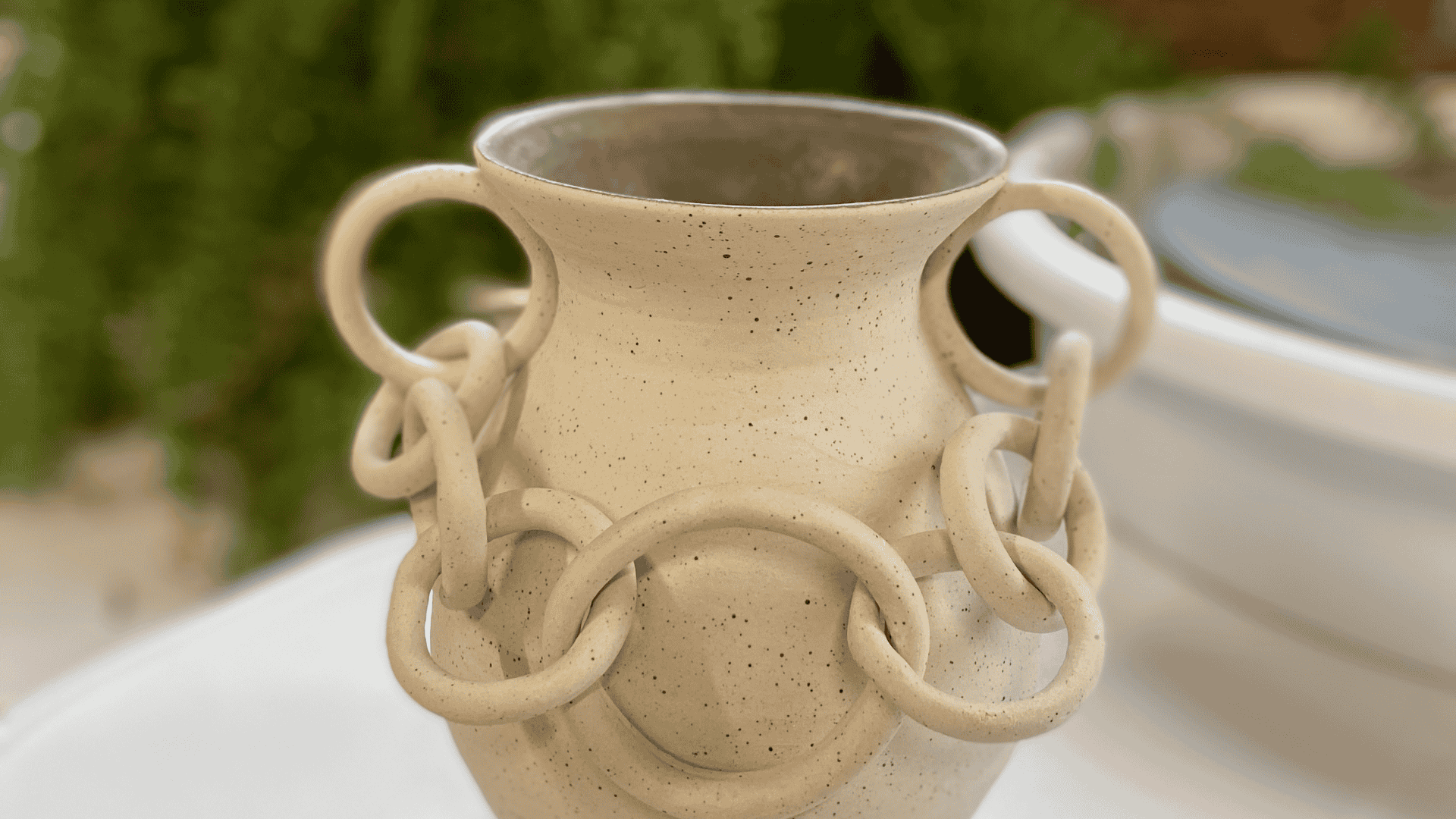 Anna's Internal Projet: Chain link Vase